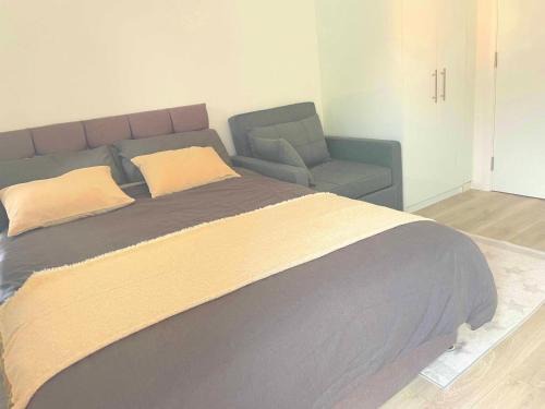 Tottenham Green Apartamento | Studio flat private bathroom wc and kitchenette