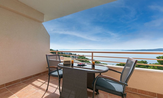Brela Apartamento | Apartamento-estudio con terraza y vista al mar Brela, Makarska (AS-20066-b)