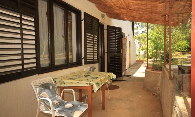 Artatore Apartamento | Apartamento-estudio con una terraza Artatore, Losinj (AS-8007-a)