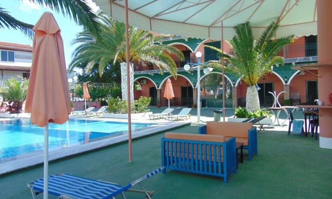 Vassilatika Apartamento | Estudio independiente para 4-5 personas con piscina compartida, cerca de QUALAND WATER PARK