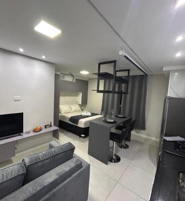 Centro Apartamento | Studio Home 64 Luxo
