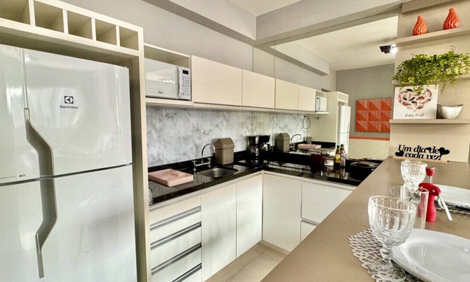 Matriz Apartamento | Studio in front of Shopping Curitiba, with garage