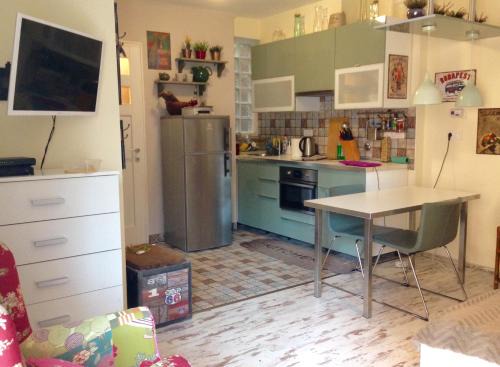 Ujlipotvaros Apartamento | Studio Karma