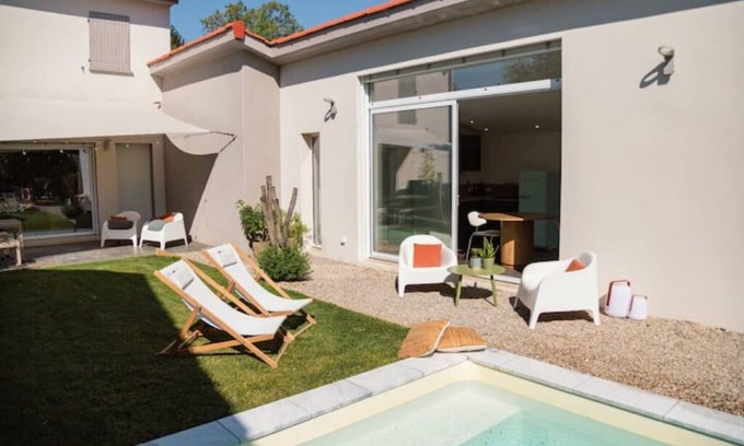 Collonges-au-Mont-d'Or Apartamento | Studio Lyon Collonges au Mont D'or