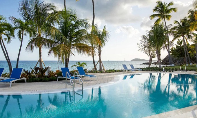 Flag Hill Apartamento | Studio Loft Condo, Sleeps 4, Mini Kitchen, Limetree Beach Resort, St. Thomas!