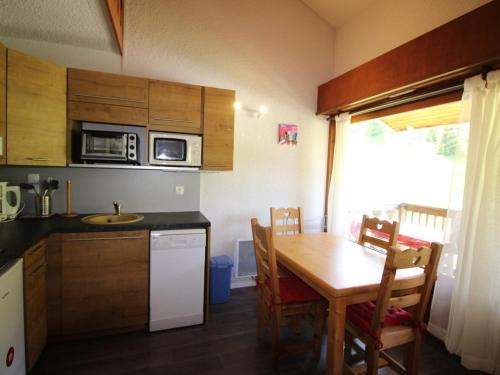 Auris Apartamento | Studio mezzanine cabine 4 pers au pied des pistes, Auris en Oisans - FR-1-297-298