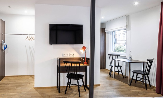 Heidelberg Apartamento | Studio mit Voll Ausgestatteter Kochnische Sowie mit Einem Modernem Bad
