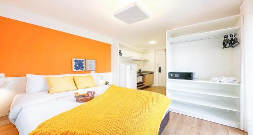 Novo Mundo Apartamento | Studio moderno com garagem, sacada e lazer completo! Próximo à Live Curitiba!