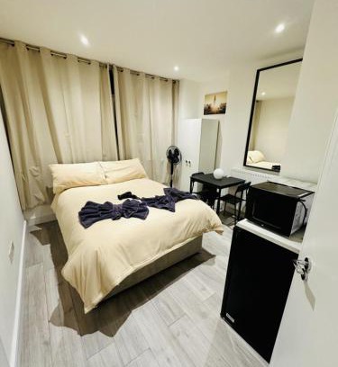 Magherafelt Apartamento | Studio near Piccadilly Circus