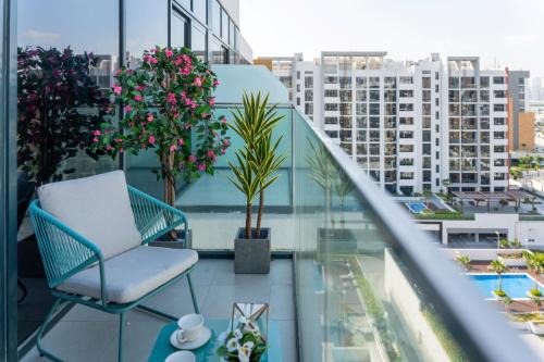 Nad Al Sheba Apartamento | Studio next Dubai Mall with pool