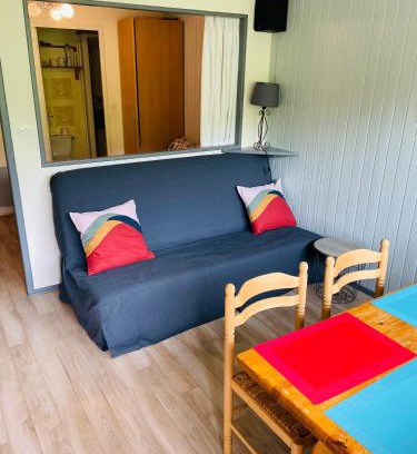Besse-et-Saint-Anastaise Apartamento | Studio pied de pistes Tour de la Biche