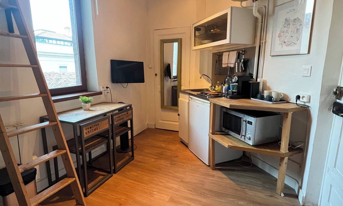 Champvert Mairie Apartamento | Studio Pallier St Jean in Vieux Lyon