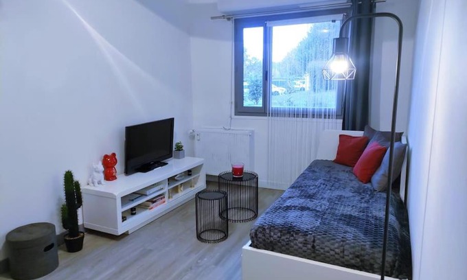 Beaulieu - Maladrerie - Saint-Paul Apartamento | Studio & Parking privé proximité Hypercentre