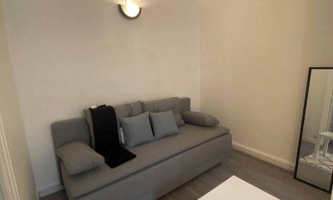 Poincare - Foch - Anatole France - Croix de Bourgogne Apartamento | Studio Placé à 2min à Pied de la Gare. Quartier Nancy Gare