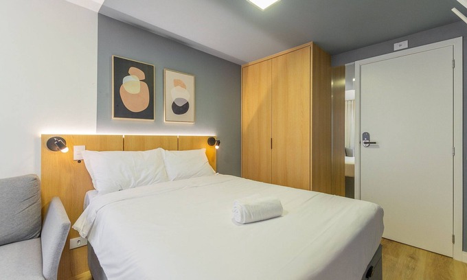 Prado Velho Condominio | Studio plus 1 cama casal