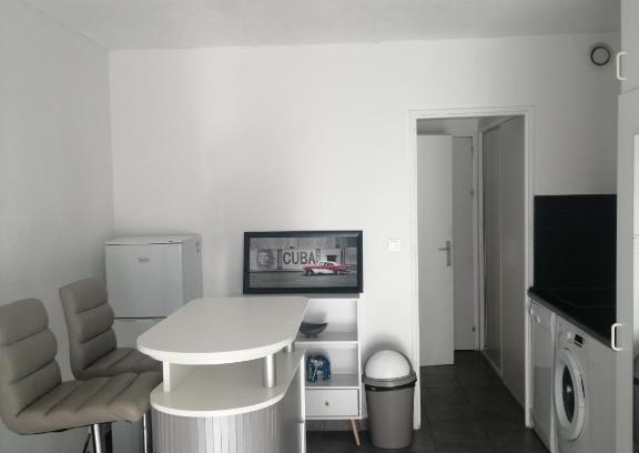 Toulon - Hyeres Apartamento | Studio Port de Hyeres