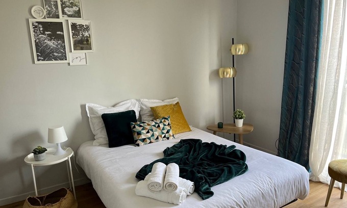 Ramonville-Saint-Agne Apartamento | Studio Proche au Pied des Commerces de Proximité, des bus et Métro