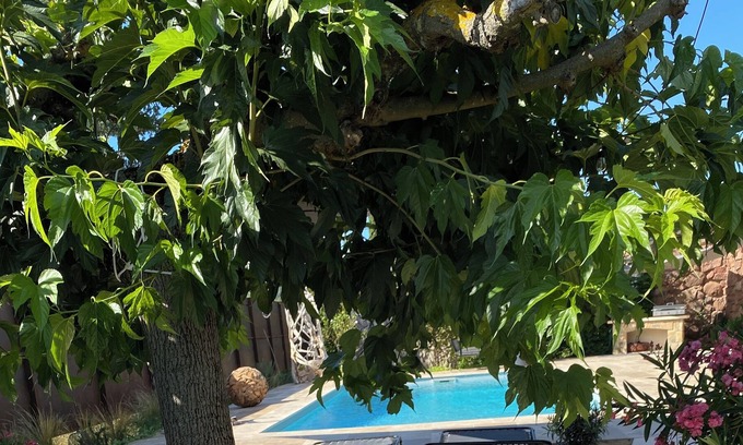 Figanieres Casa | Studio Refait à Neuf Dans une Propriété de Charme Avec Piscine, Entre mer et lac