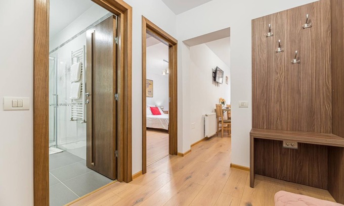 Tractorul Apartamento | Studio Roberta Brasov