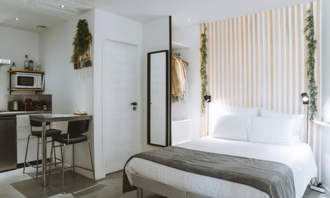 Laveyron Cama Y Desayuno | Studio Sky Nature & Confort 3* Wifi+Parking