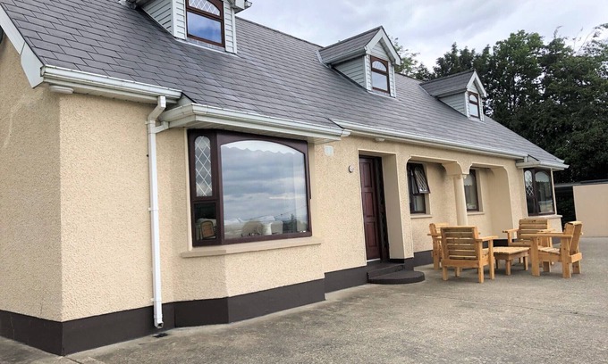 Letterkenny Apartamento | Studio Unit for two in Ireland’s stunning Northwest.