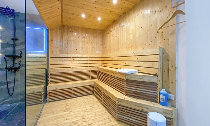 Basak Apartamento | Studio w/ Bathtub & Sauna Bench 2hrs