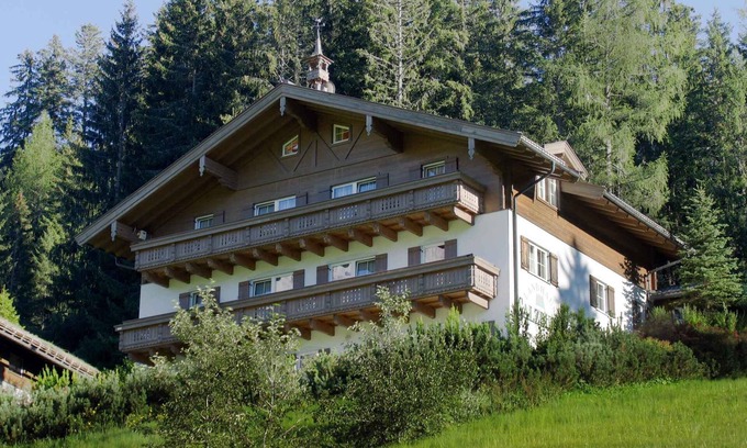 Dienten am Hochkoenig Apartamento | Apartamento vacacional con piscina y sauna en la casa, justo en las pistas de esquí Dienten - Hochkönig