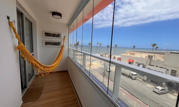 Amaralina Apartamento | Studio with balcony and sea view, with pool in Salvador