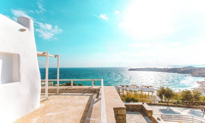 Paradise Hotel | Studio with Clear Sea View, Shared Infinity Pool, Gym, Bar, 4' from the beach