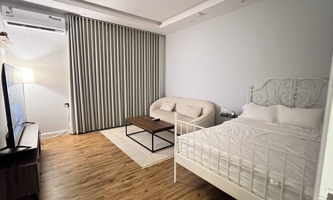 Al Aqiq Apartamento | Studio with Master Bed & Self Entry