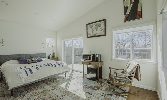 Templeton Apartamento | Studio with Style-Walk to town, Bike to Wineries