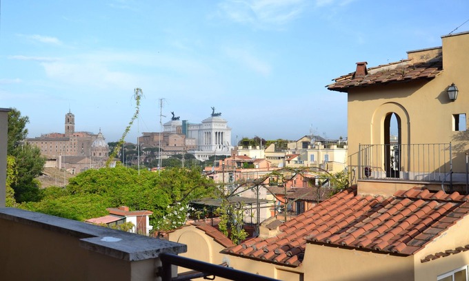 Monti Apartamento | ESTUDIO CON VISTA CERCA DEL COLOSEO