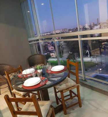 Simoes Lopes Apartamento | Studio Xavante - com garagem, portaria 24h e uma vista linda!