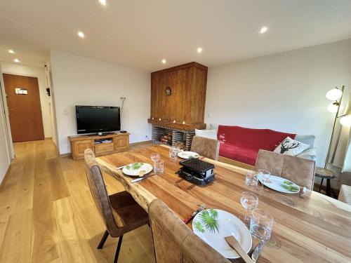 Megeve Apartamento | Studios + Cabine à Megève, 4 Couchages, 500m des Remontées, Balcon Sud, Parking Inclus - FR-1-597-34