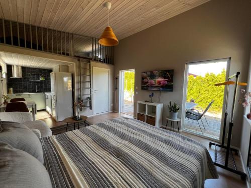 Listarum Casa | Stugan i Vik på Österlen