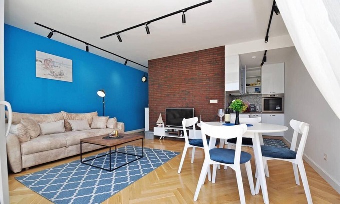 Dobrota Apartamento | Stunning 1-Bed Apartment in Kotor