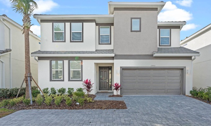Kissimmee Casa | Stunning 12 Bed Pool Home with Game Room-2440RD