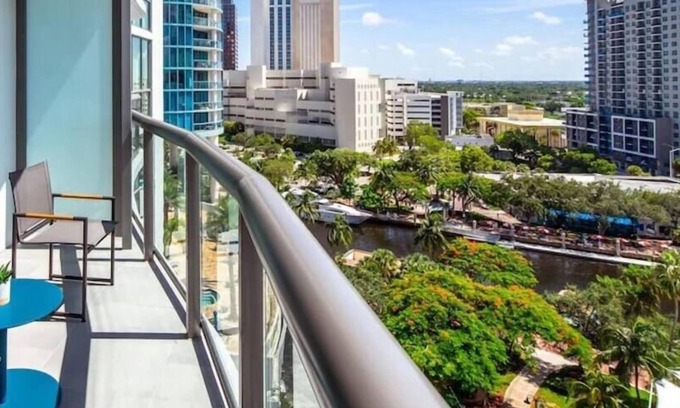 Beverly Heights Apartamento | Stunning 2 bd Apartment Las Olas Panoramic View