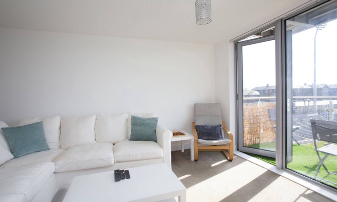 Horfield Apartamento | Stunning 2 Bed Flat in Ashley Down + Cricket View