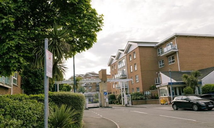 Century Wharf Apartamento | Stunning 2-Bedroom Apartment in Cardiff Bay w/Gym