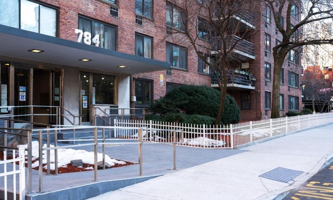 Manhattan Valley Apartamento | Stunning 2 BR in NYC with Private Balcony