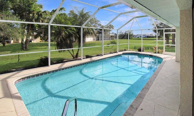 Deep Creek Casa | Stunning 3/2 pool home in the heart of Punta Gorda - Pelican Poolside