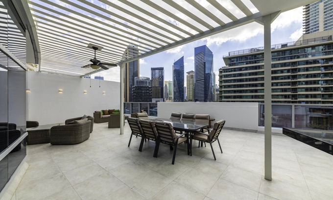 Dubai Marina Villa | Stunning 3-Floor Villa w/ Kids Room & Rooftop Terrace over Dubai Marina