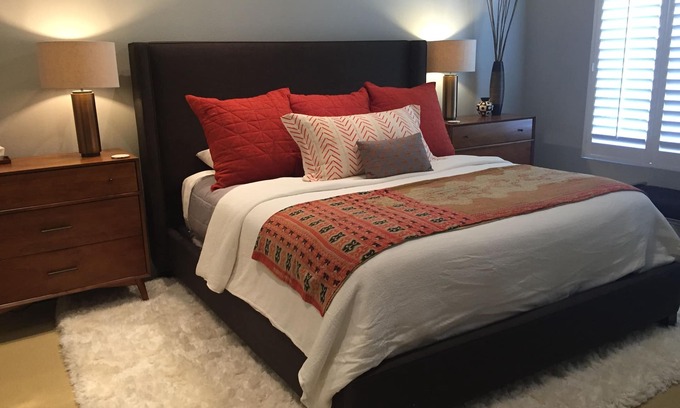 Palm Desert Condominio | Impresionante remodelado 3 cama / 2bth. ¡Quédese un fin de semana, semana o mes!