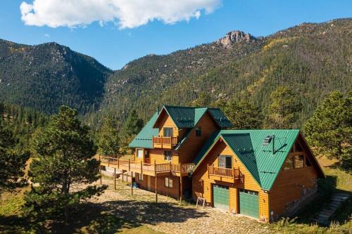 Cascade Casa | Stunning 360° Views - Hiker's Paradise!