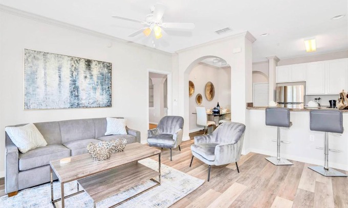 West Kissimmee Casa | Stunning 3BR Near Disney - with Pool & Hot Tub