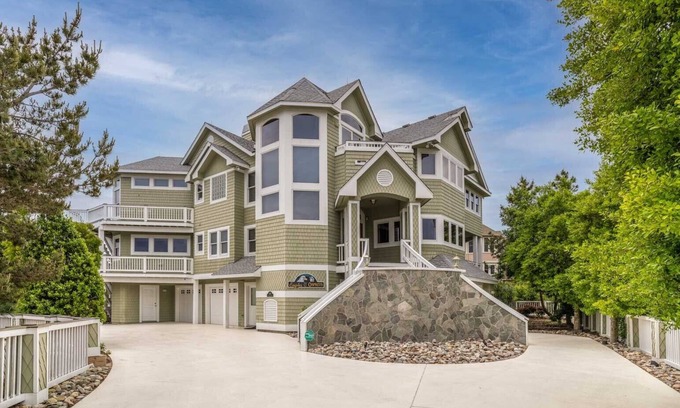 Corolla Casa | Stunning 6 Bedroom Home w/ Private Pool and hot tub. Access to Resort Amenities w/ Seasonal Beach Trolley