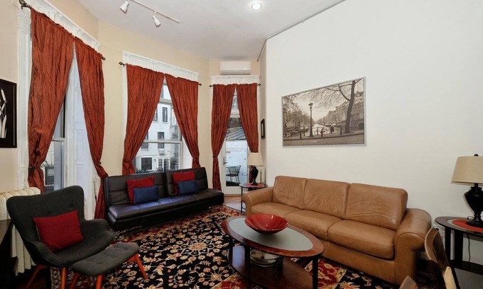 Central Park West Apartamento | Stunning and Spacious 1BR APT! Upper West Side!