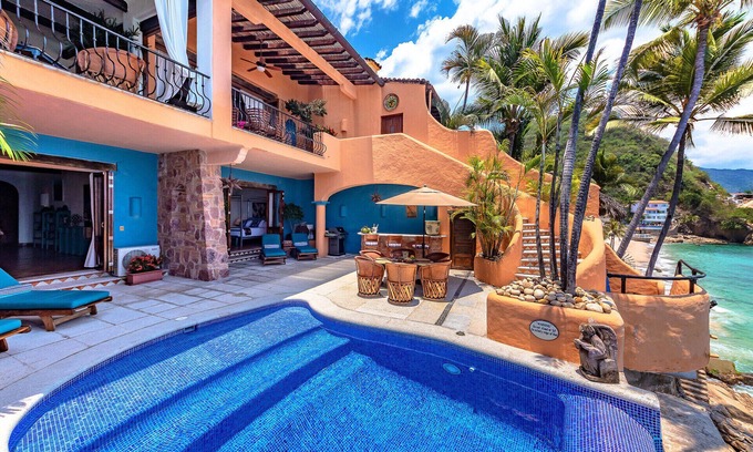 South Shore Hotel Area Villa | Stunning Beachfront Villa Azul Celeste in Puerto Vallarta Mexico