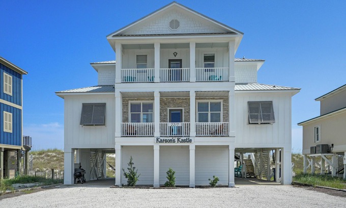 Gulf Shores Casa | Peaceful Beach Front House ~ 4 habitaciones frente al mar con balcón ~ Sala de juegos.